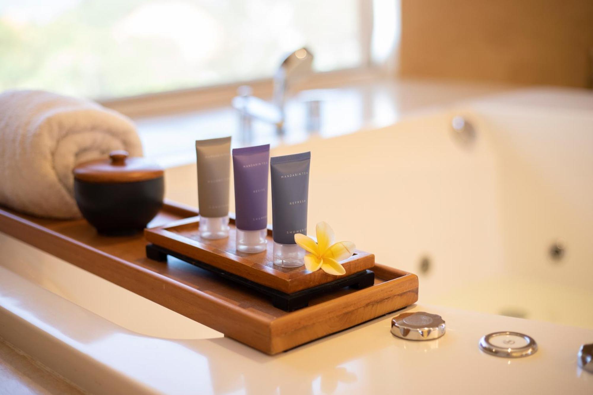 Royal Suites At The Bandha Legian Exteriör bild