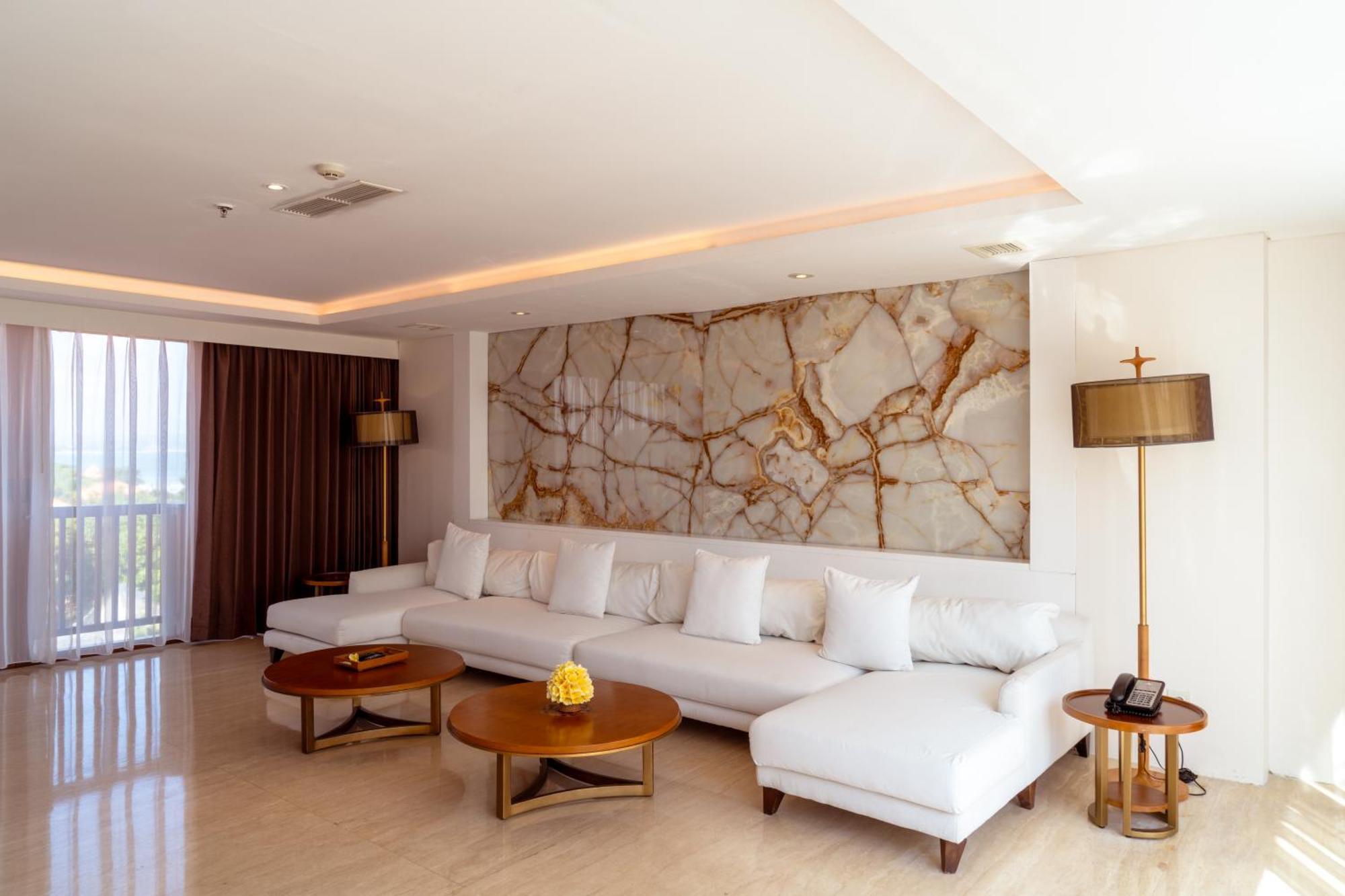 Royal Suites At The Bandha Legian Exteriör bild