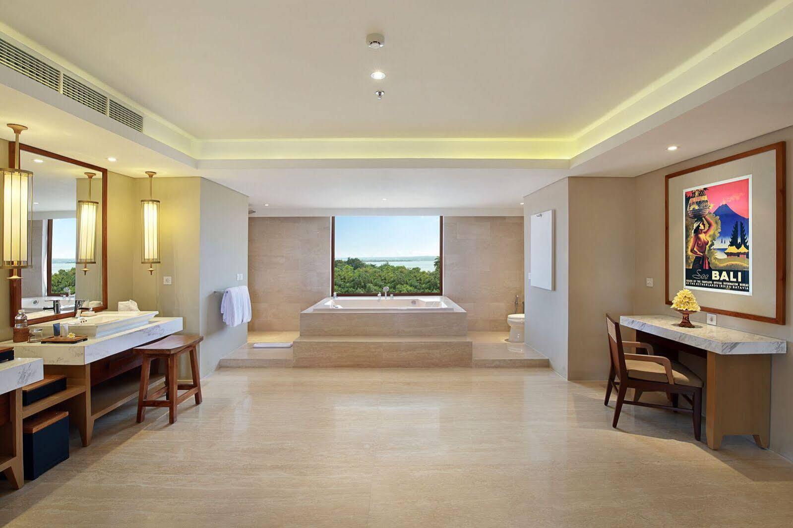 Royal Suites At The Bandha Legian Exteriör bild